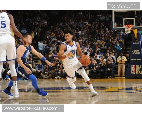 2018年勇士与小牛精彩对决全场录像回放及赛后分析